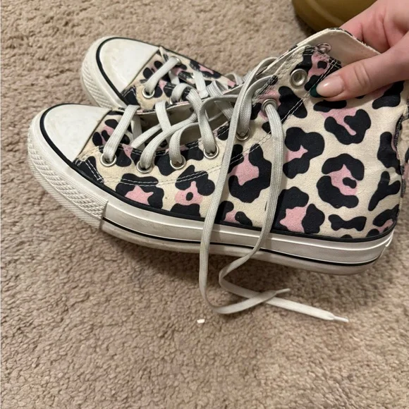 Converse Women's Leopard Print High-Top Sneakers - Picture 2 of 3